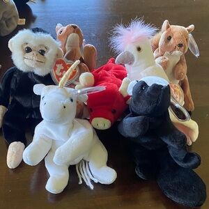 Beanie Babies Collection, all with plastic tags and PE Pellets